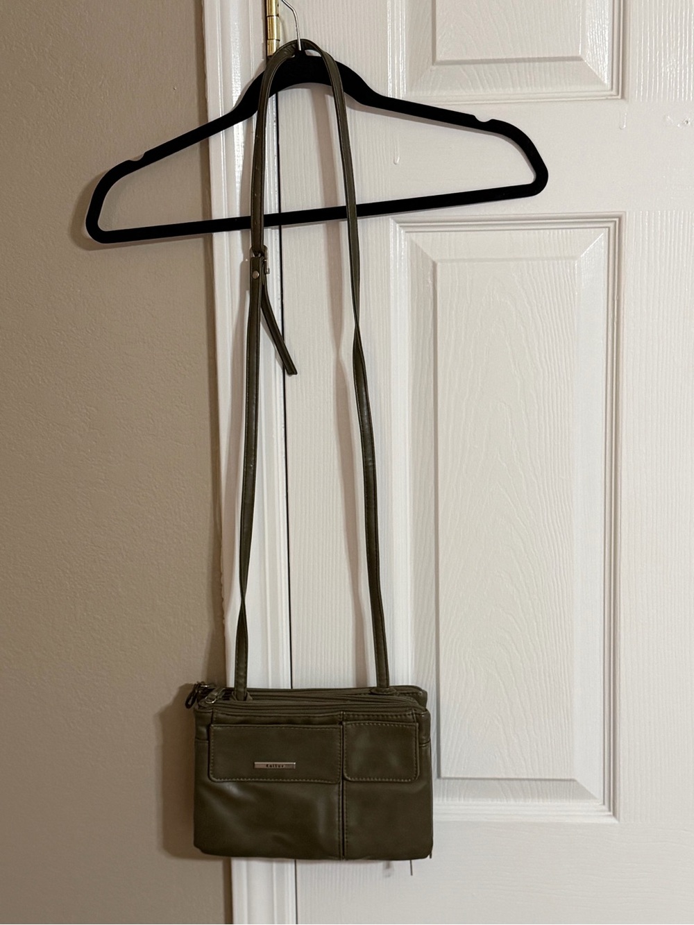 Adjustable Olive Crossbody Bag - Unbranded